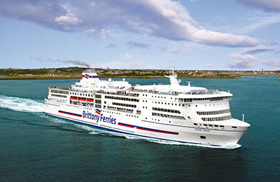 Plymouth-Roscoff, Flagship Pont-Aven, il giorno 3 si interrompe da £ 170 car + 2 return!